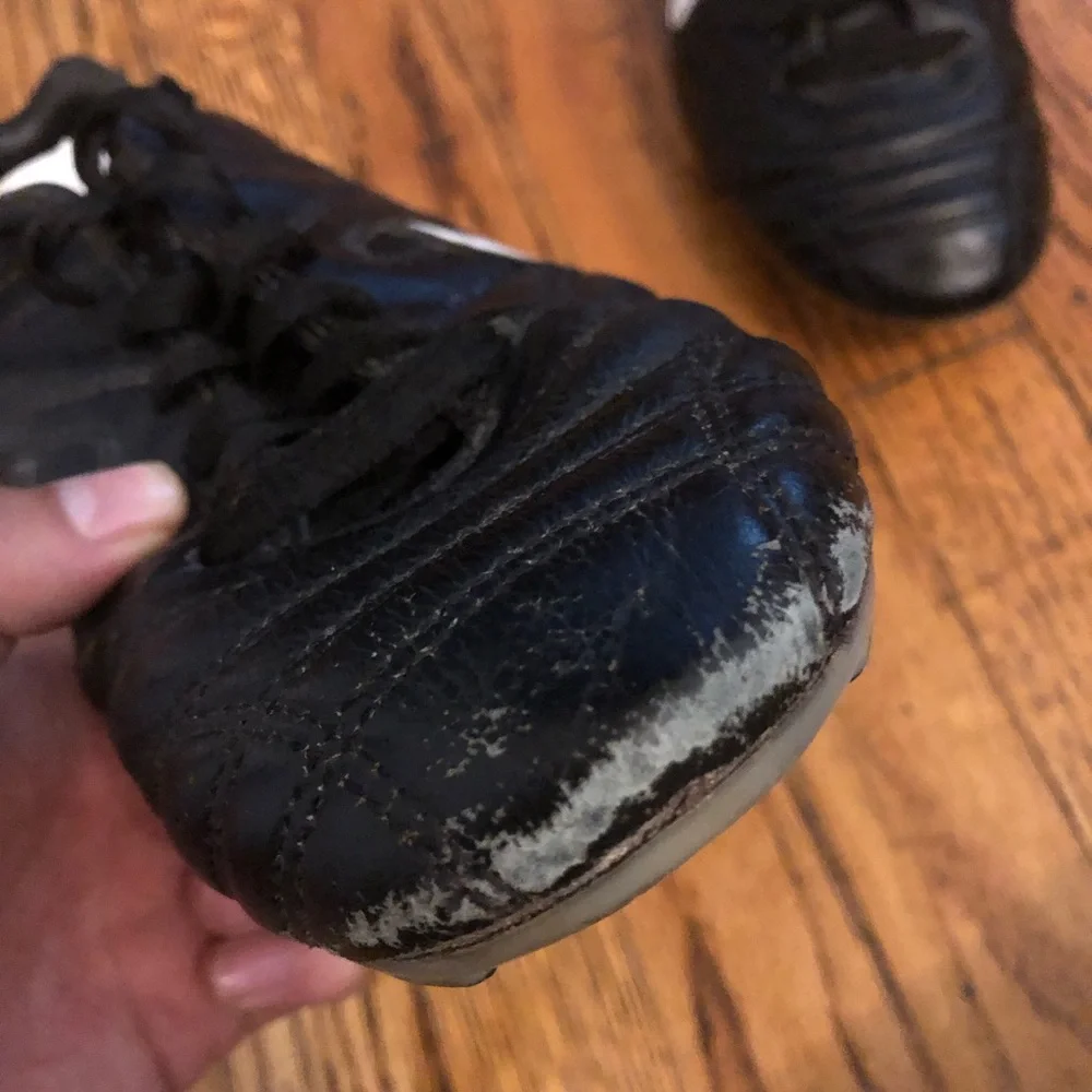 Rare Nike Tiempo 1000 leather Black Soccer Cleats